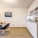 Apartment Meladica *